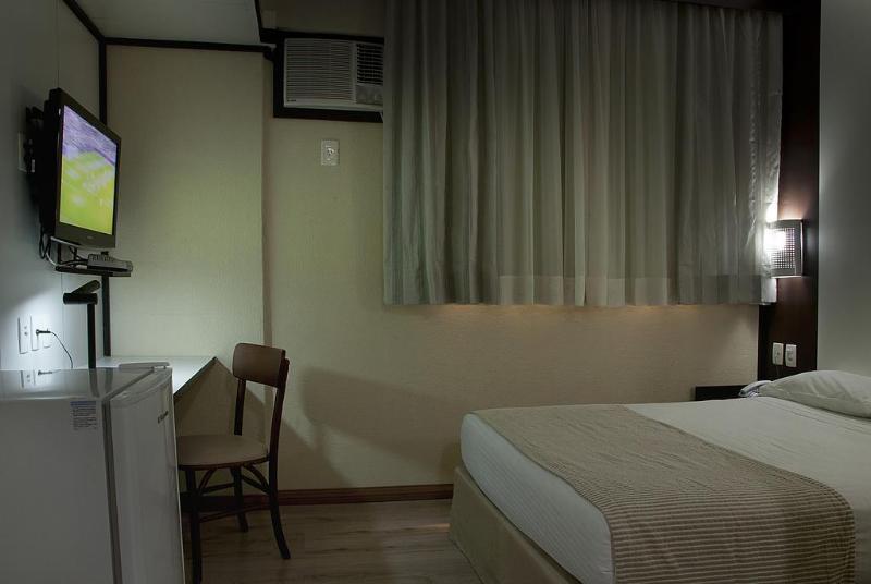 Hotel Master Express Moinhos De Vento Porto Alegre Esterno foto